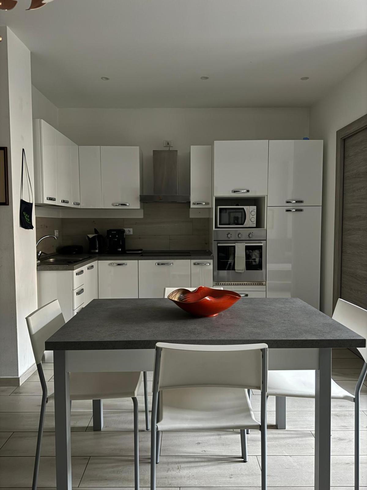 The Lighthouse - Central Apartment Aosta Zewnętrze zdjęcie